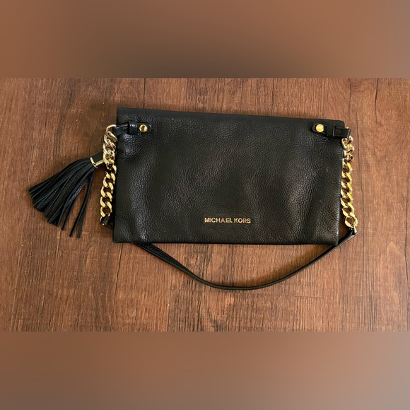 Michael Kors Black Pebbled Leather Clutch Wristlet Gold Chain Tassel